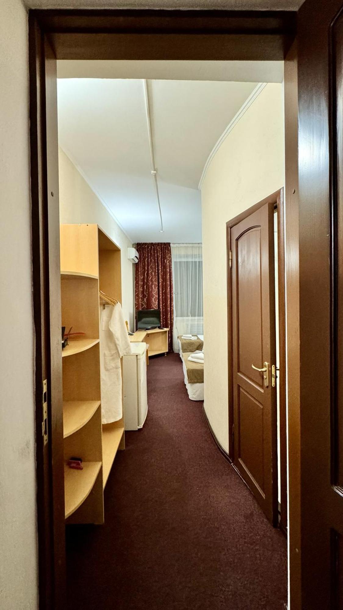 Hotel Zhambyl Taraz Luaran gambar