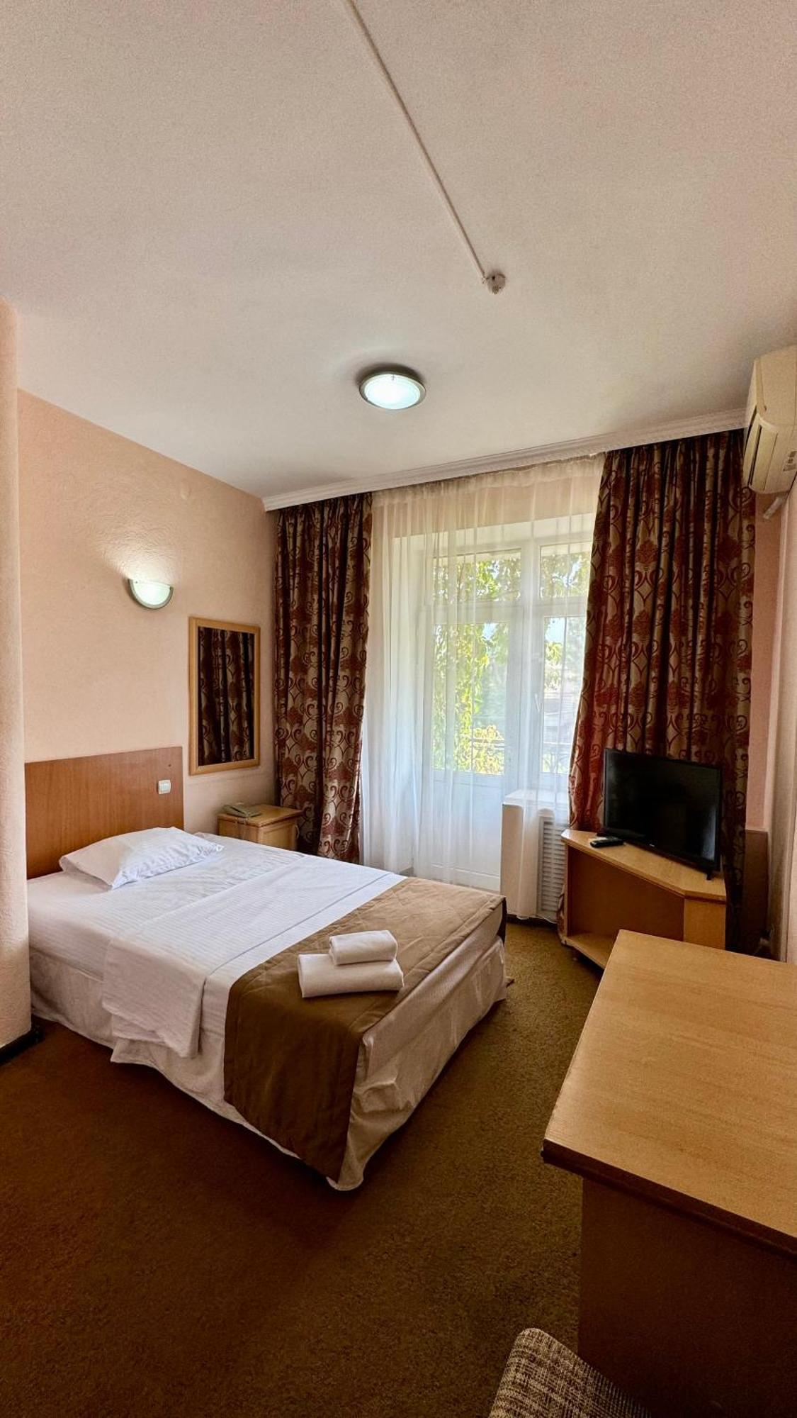 Hotel Zhambyl Taraz Luaran gambar