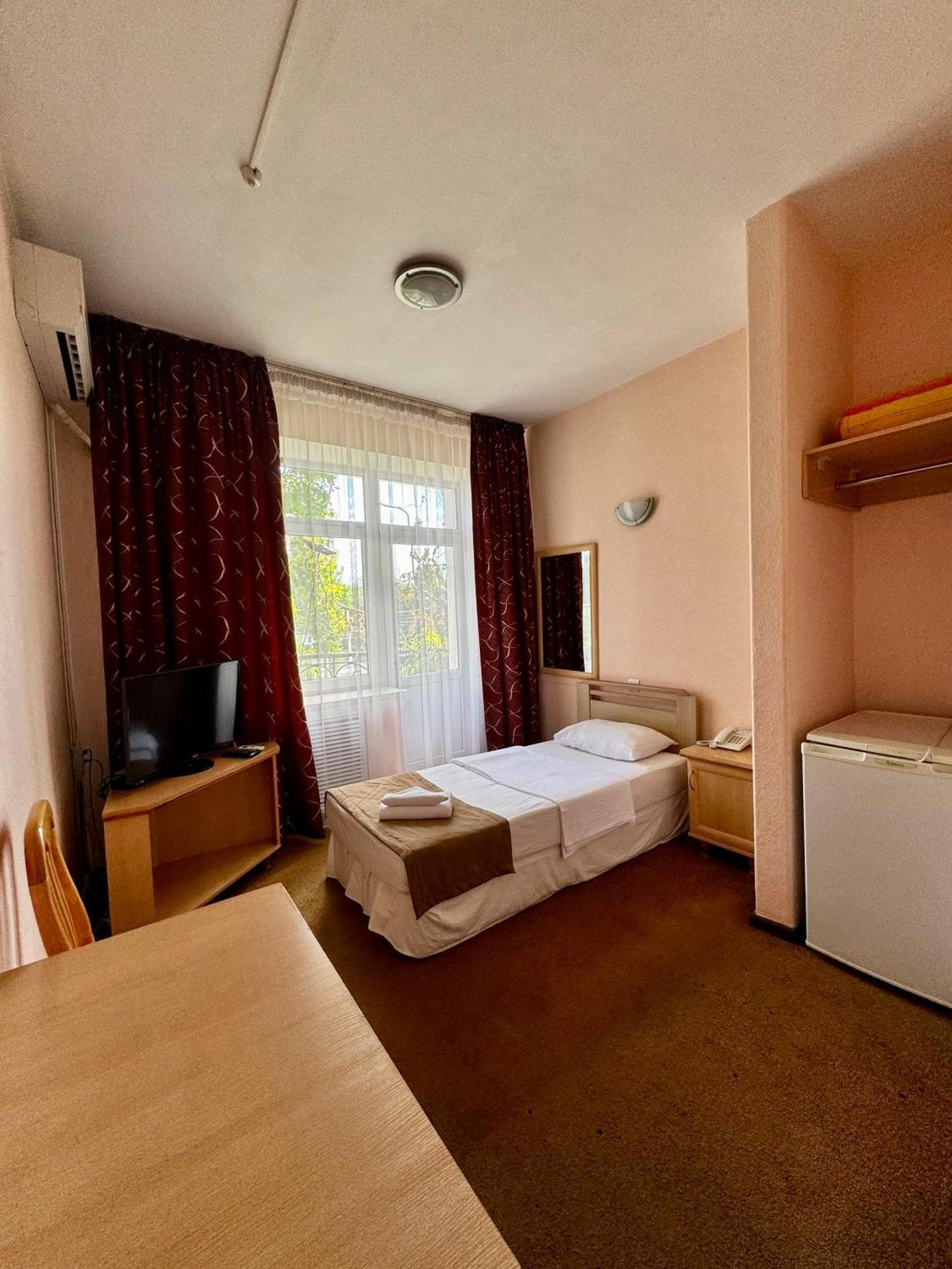 Hotel Zhambyl Taraz Luaran gambar