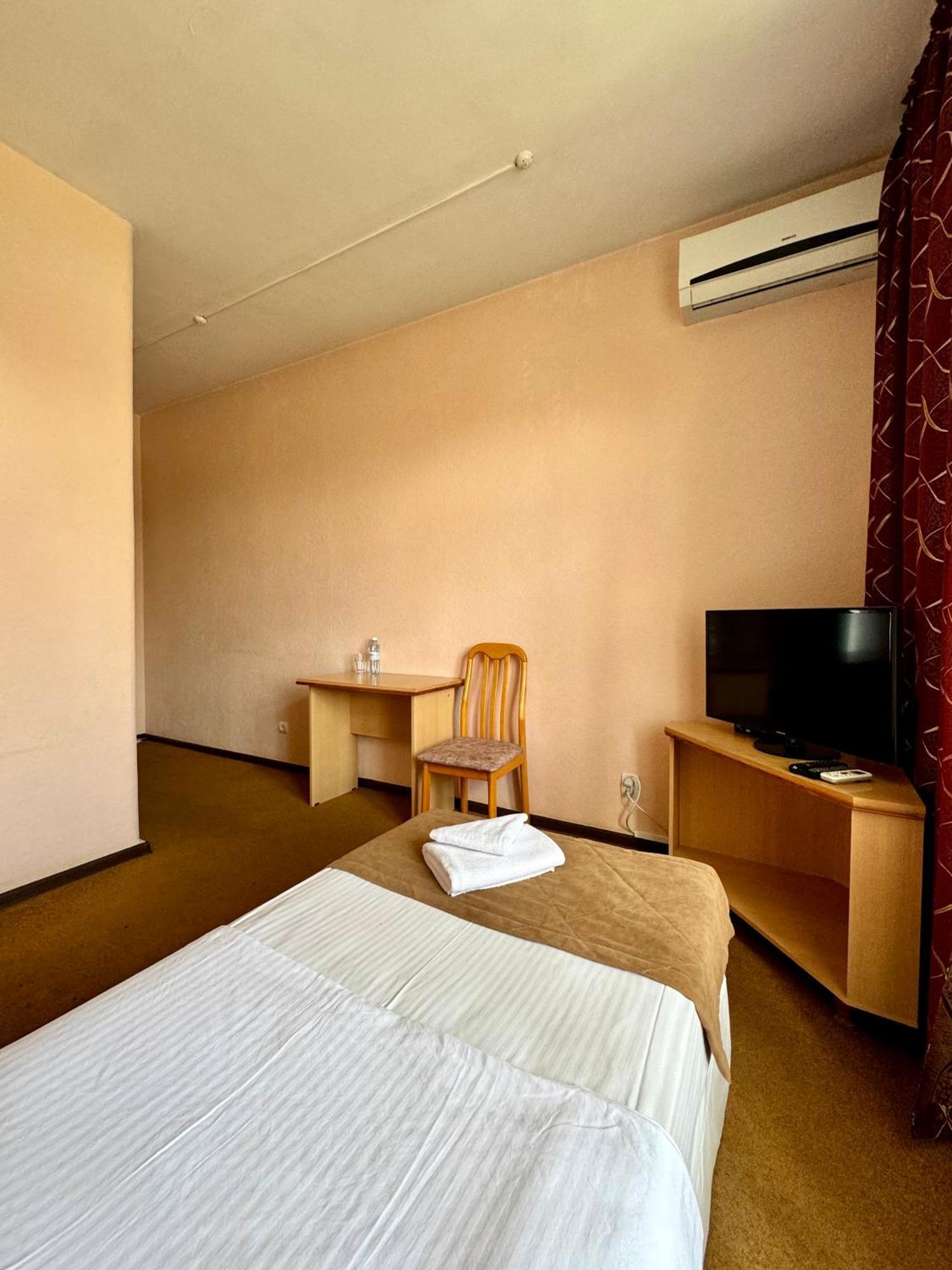 Hotel Zhambyl Taraz Luaran gambar