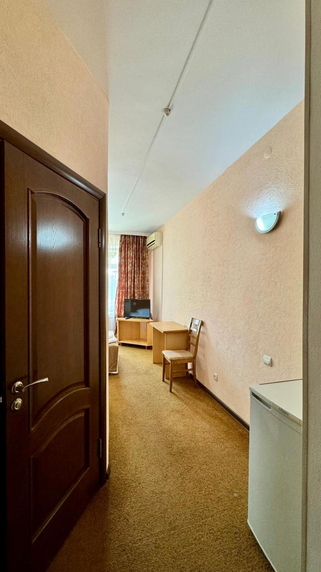 Hotel Zhambyl Taraz Luaran gambar