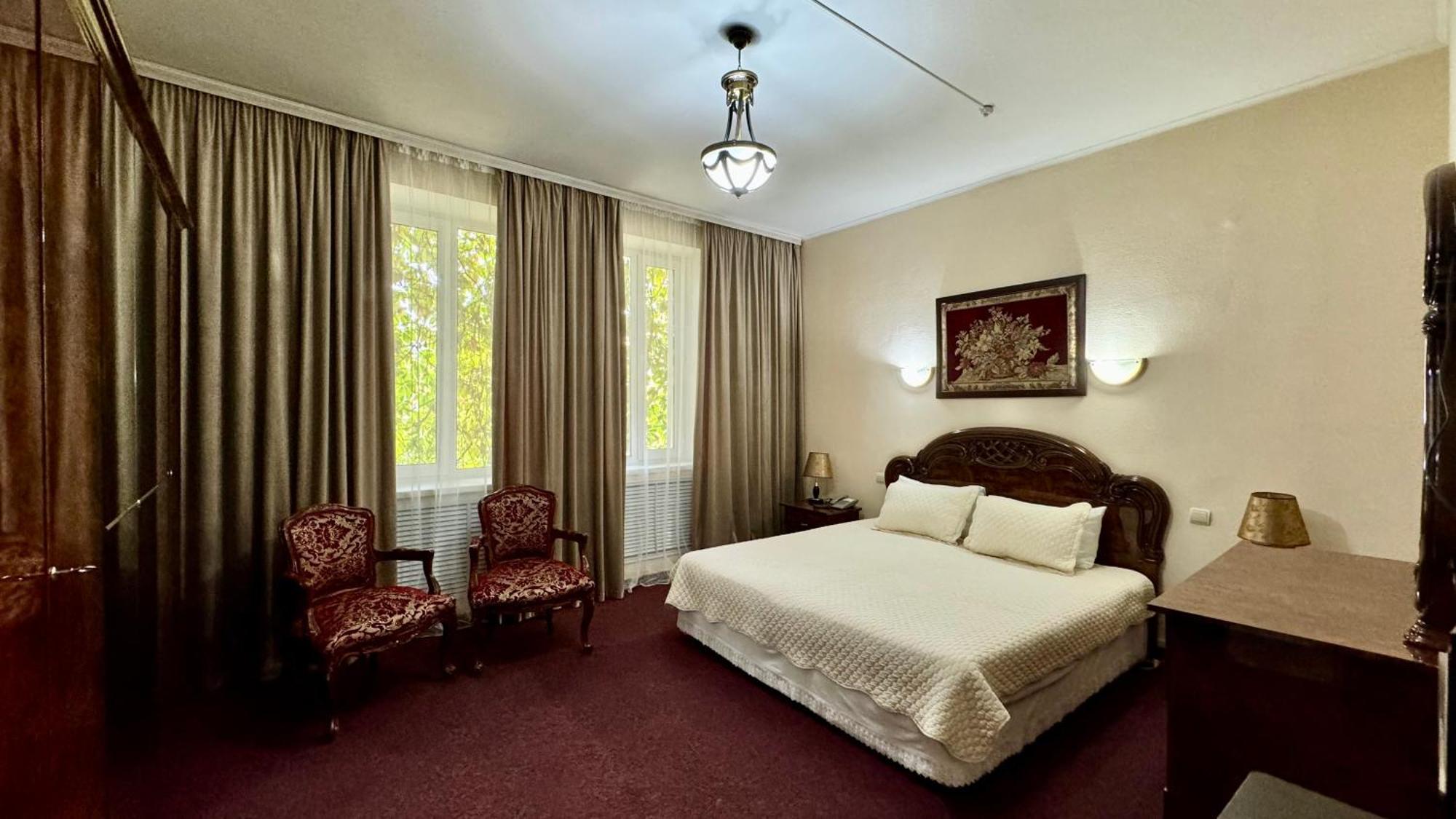 Hotel Zhambyl Taraz Luaran gambar