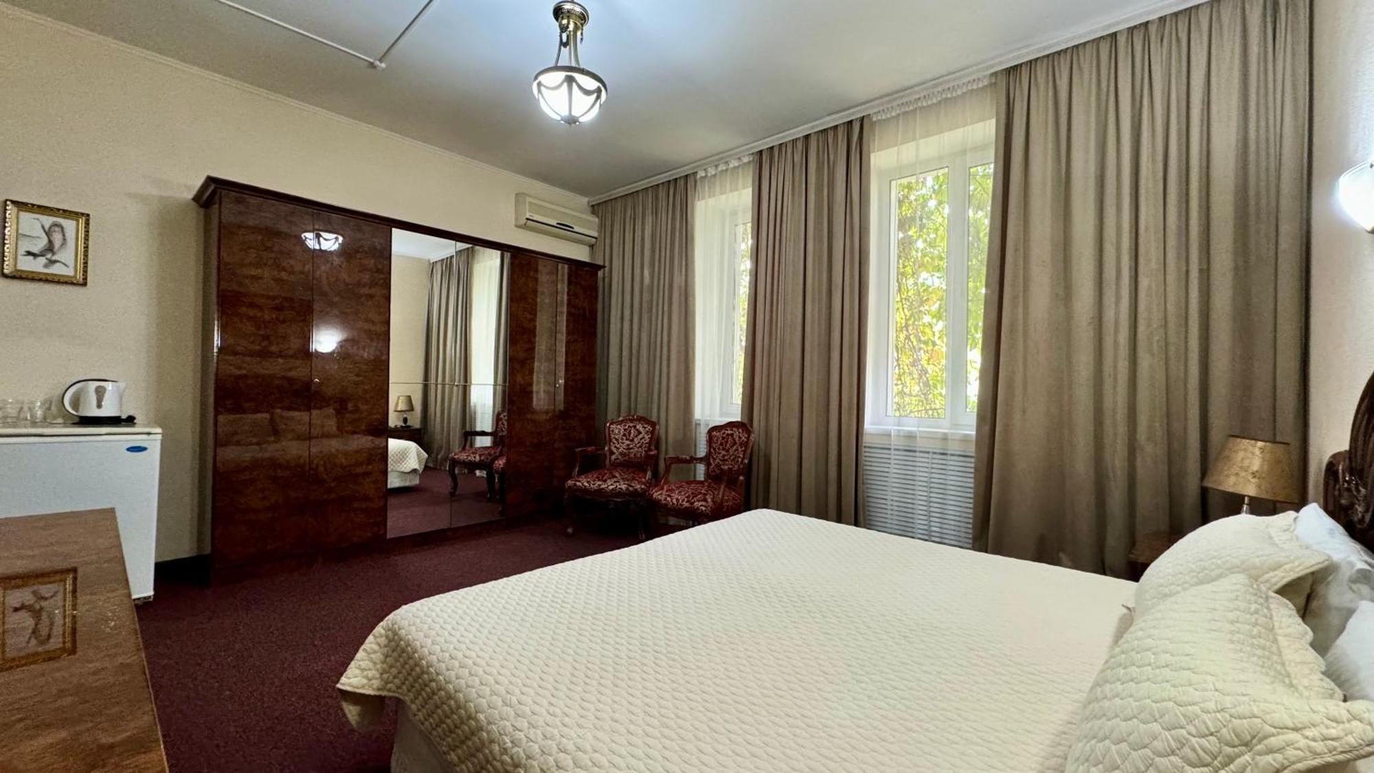 Hotel Zhambyl Taraz Luaran gambar